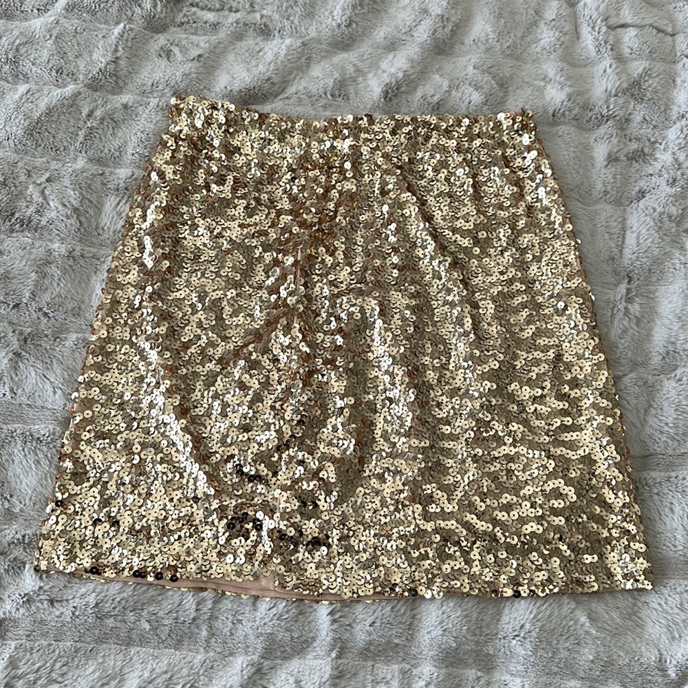Sequins mini skirt